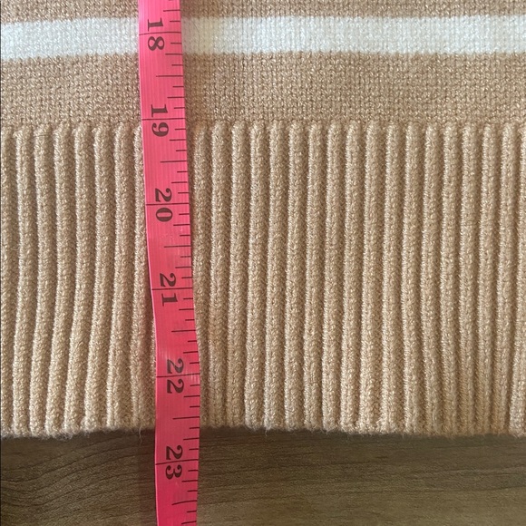 Flawed- Free - Philosophy Soft Beige and White Striped Crewneck Sweater - Picture 10 of 11